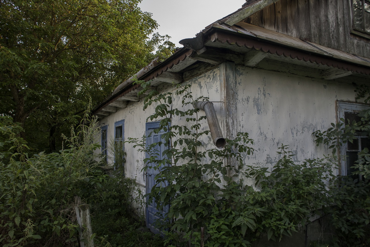 Außenansicht von Wohngebäuden deutscher Kolonisten in der ehemaligen deutschen Kolonie Koryst (heute Dorf Koryst, Rajon Korez, Oblast Riwne)